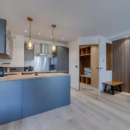 Duplex Ski-in/ski-out Avec Piscine, Jacuzzi Et Espace Bien-etre - Fr-1-686-34 Lägenhet